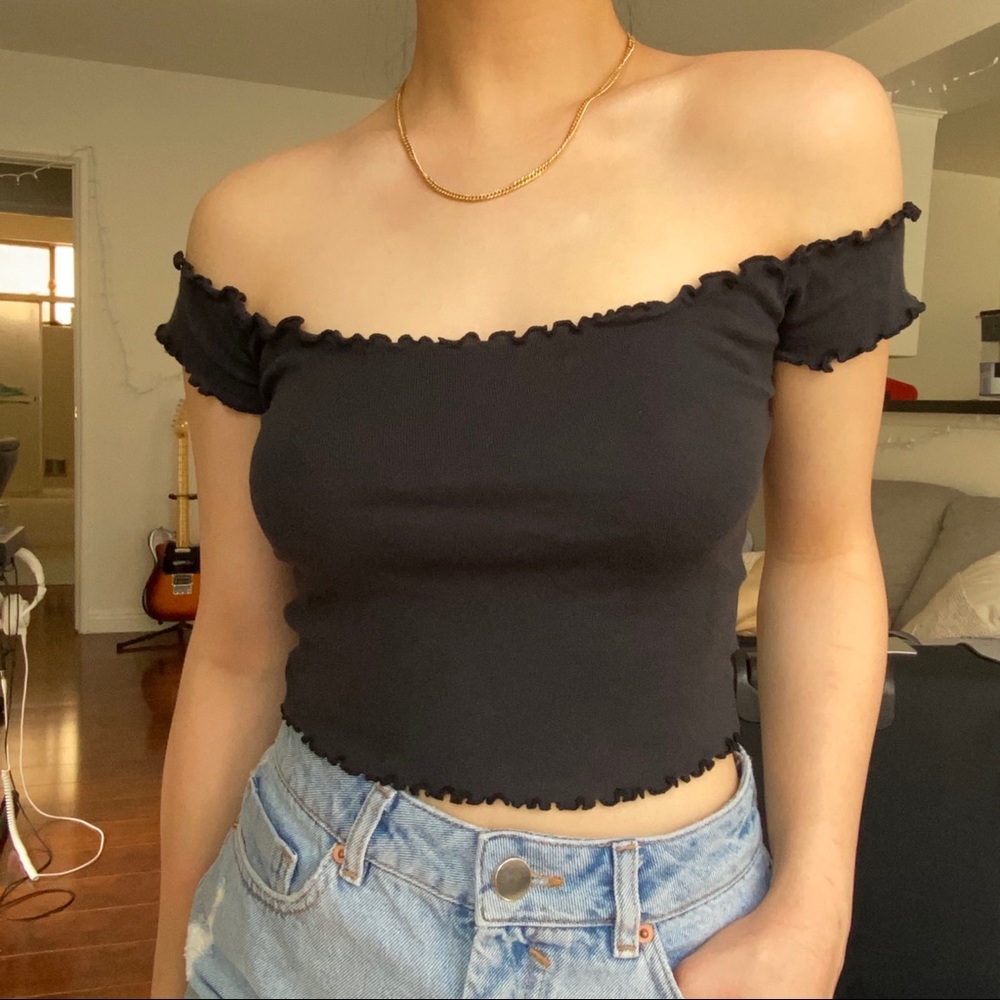 Urban Outfitter Lettuce Trim Off Shoulder Crop Top